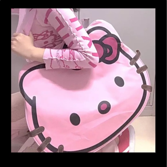 Hello Kitty Handbags - ONE LEFT!! Hello Kitty tote bags